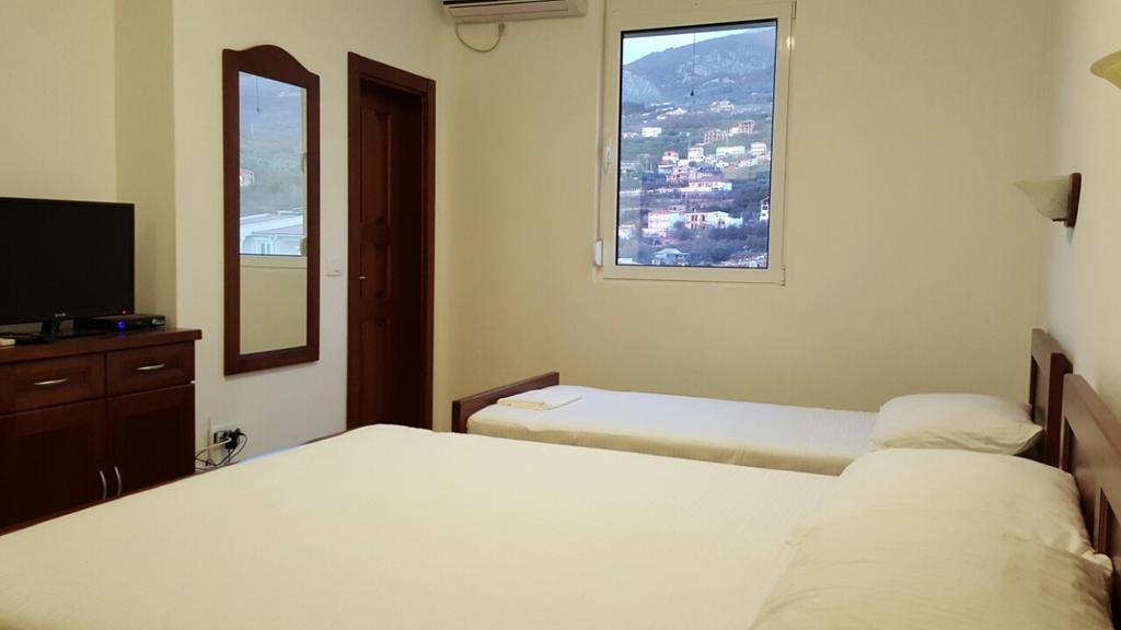 Apartments Vila A1 Dobra Voda Eksteriør billede